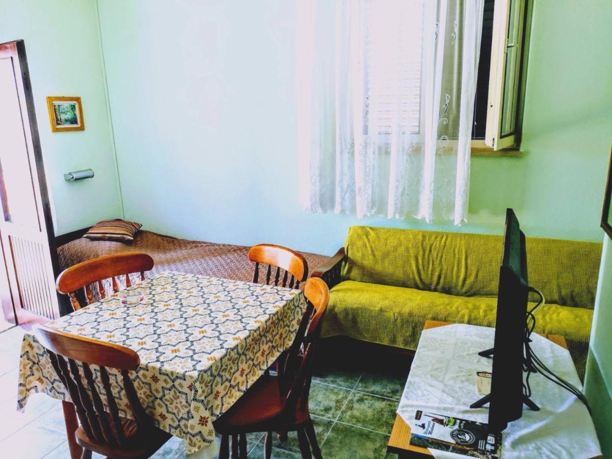 Apartments Josip Вінєрац Екстер'єр фото